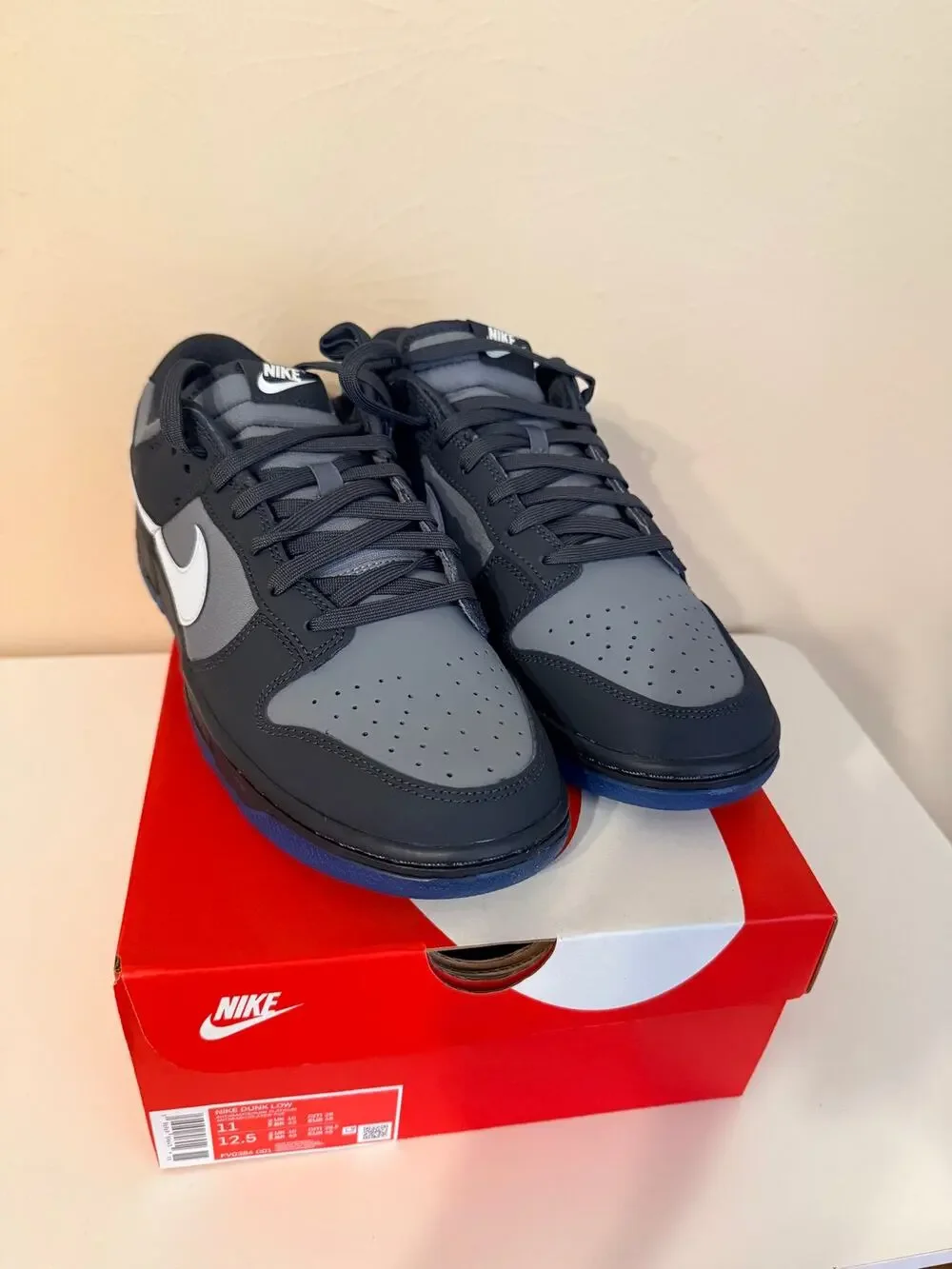 Nike Dunk Low Mens Size 11